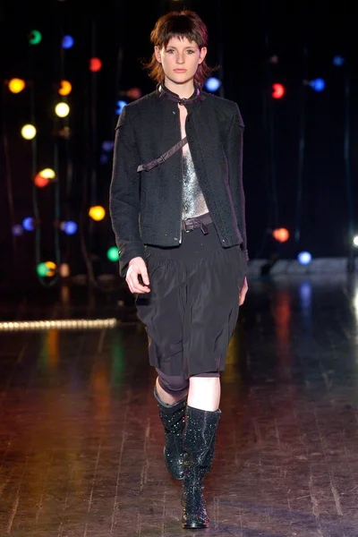 Look 2